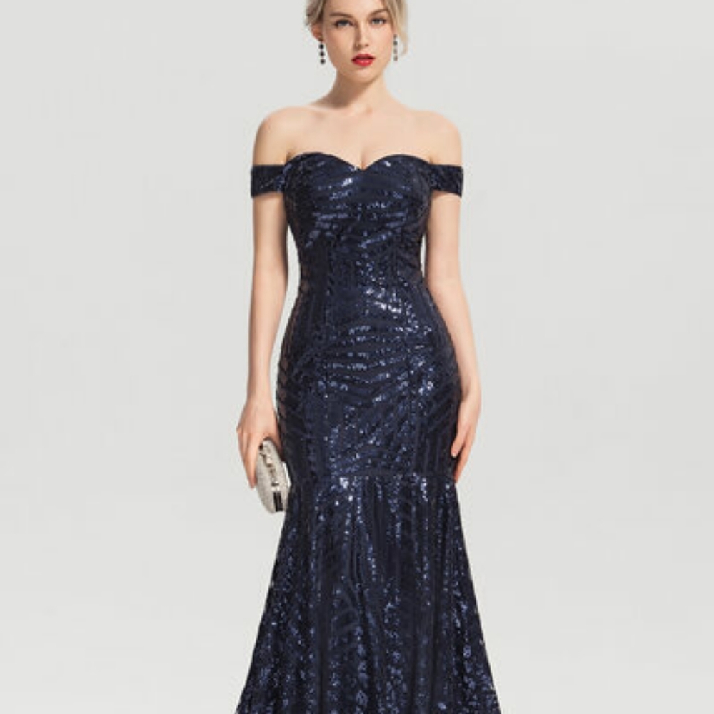 Plus Size Chanpagne Sequin Mermaid Gown